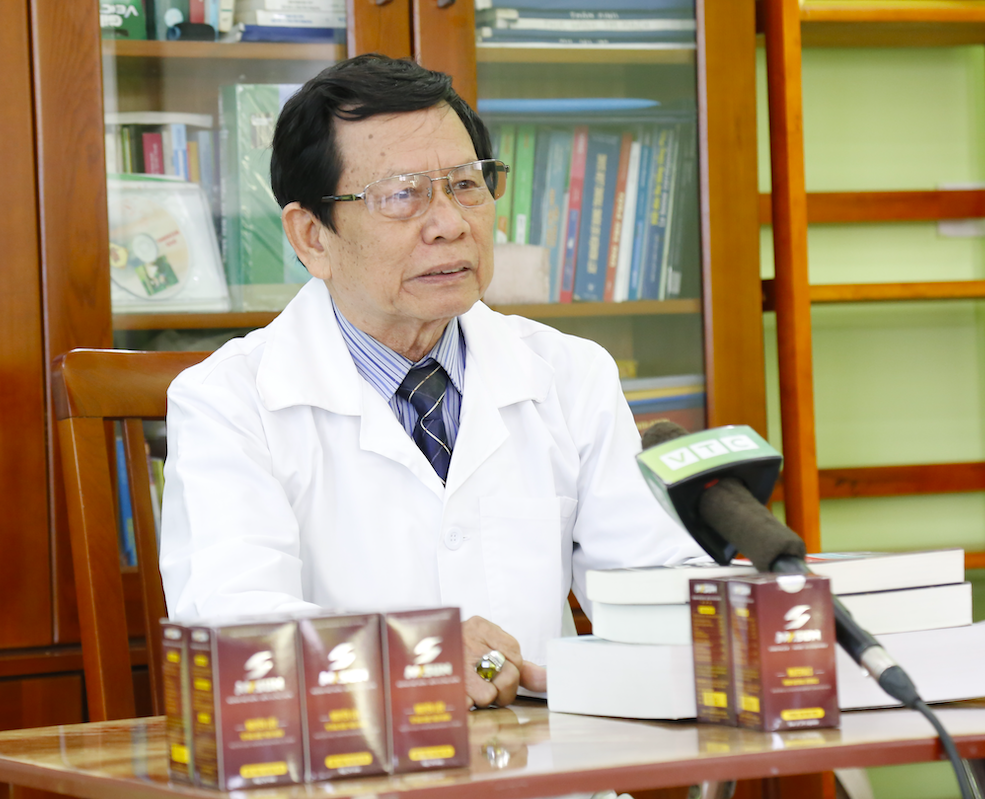 Viên uống Mr Sun được Tiến sĩ khoa học, Thầy thuốc ưu tú – Đại tá Phạm Hòa Lan – Nguyên chủ nhiệm khoa nghiên cứu thuốc, Trang thiết bị Y tế Cục Quân Y - Bộ Quốc Phòng khuyên dùng