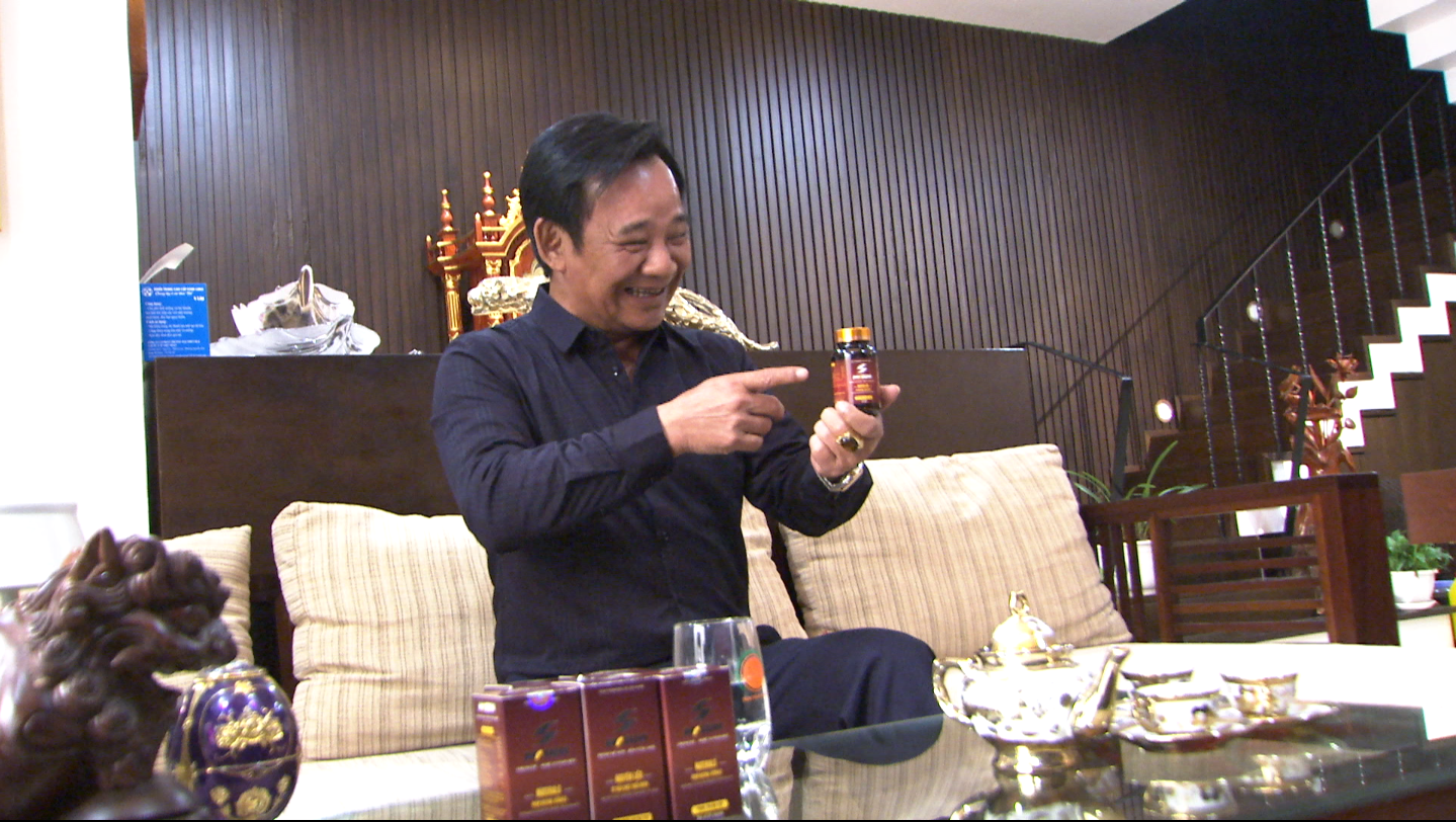Diễn viên Quang Tèo thường xuyên sử dụng Viên uống Mr Sun để tăng cường sức khoẻ, duy trì phong độ đàn ông