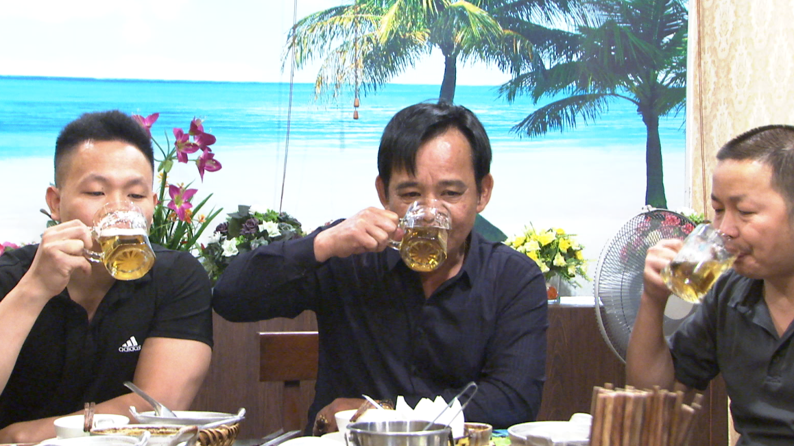 Nghệ sĩ Quang Tèo suy giảm sức khoẻ sinh lý do sử dụng nhiều rượu bia, thuốc lá